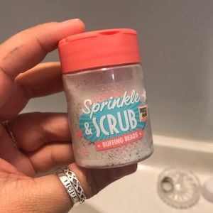 Sprinkle and Scrub Exfoliator Add In